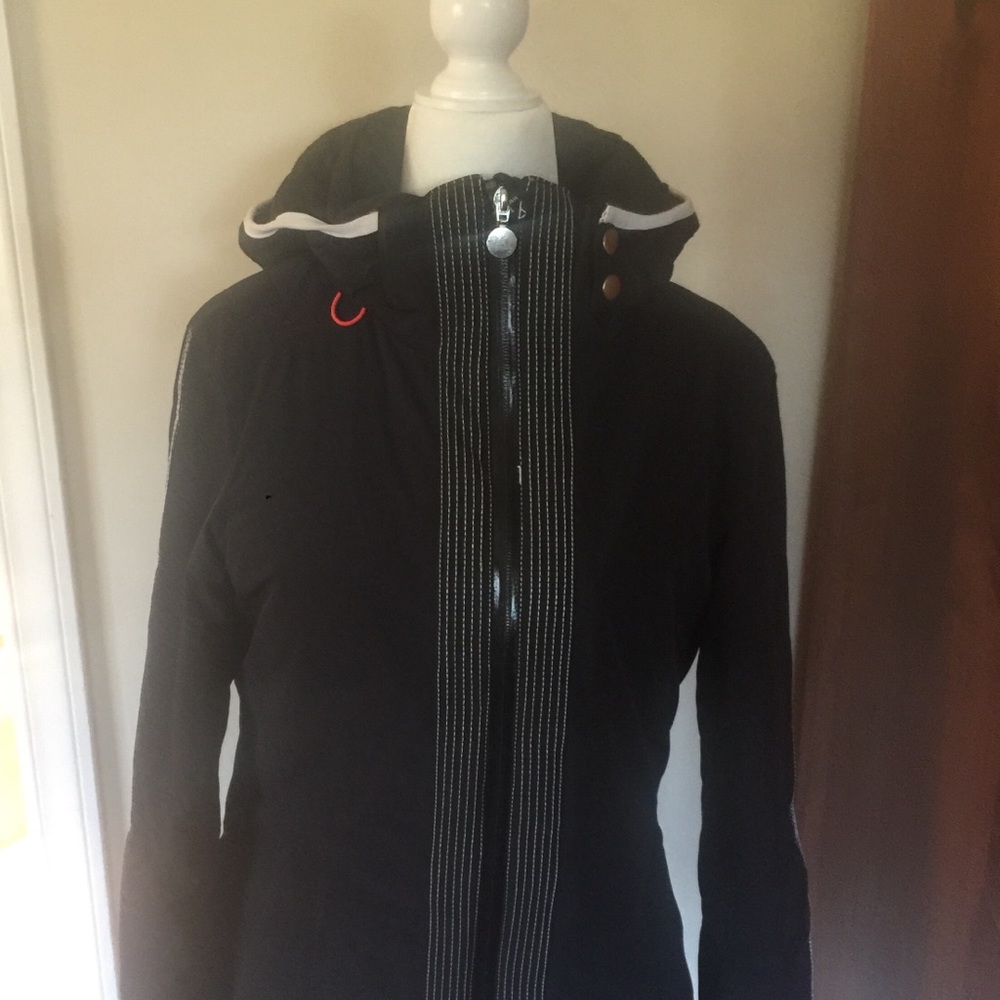 Ski/snowboard jacket.